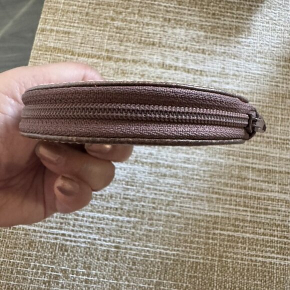 Gucci GG Round Coin purse in Brown Leather - Picture 5 of 7